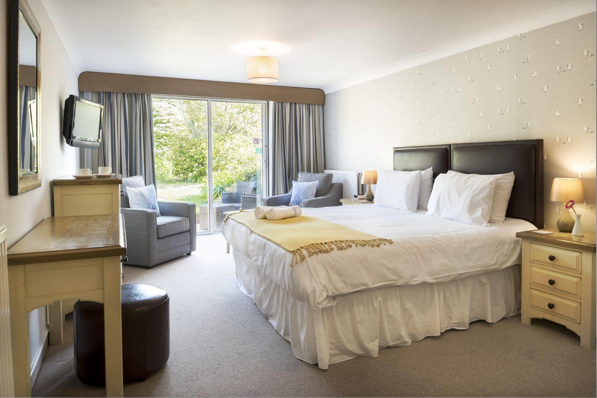 Soar Mill Cove Hotel Kingsbridge  Exterior photo